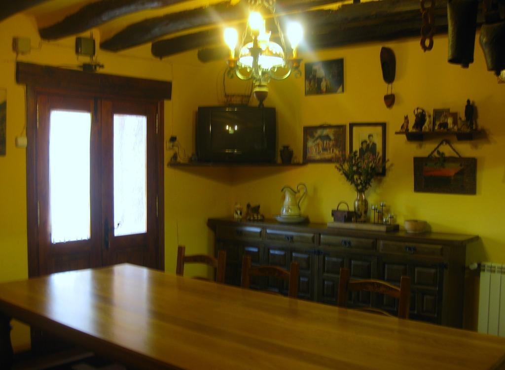 Casa Enriu-Alojamiento Y Desayuno Vilaller Exterior foto